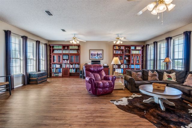 1510 Apple Lane, Midlothian, TX 76065