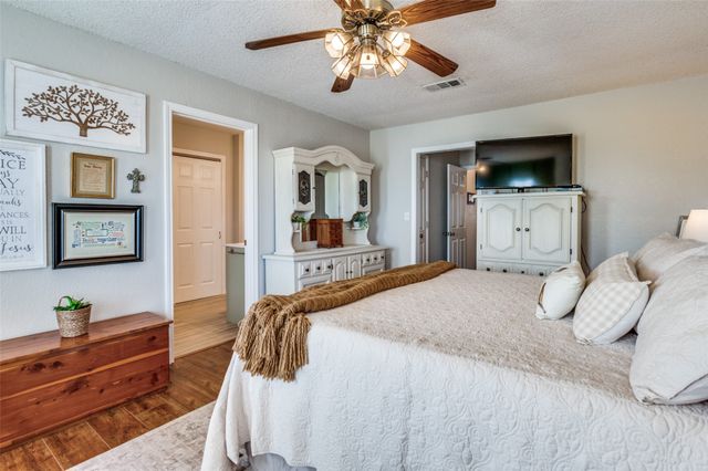 1510 Apple Lane, Midlothian, TX 76065