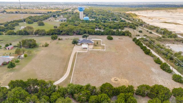 1510 Apple Lane, Midlothian, TX 76065