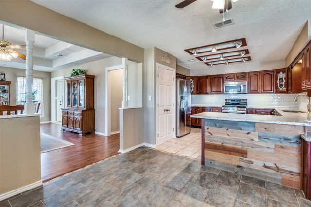 1510 Apple Lane, Midlothian, TX 76065