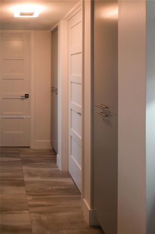 401 SE 3rd St 403, Dania Beach, FL 33004