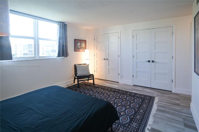 401 SE 3rd St 403, Dania Beach, FL 33004