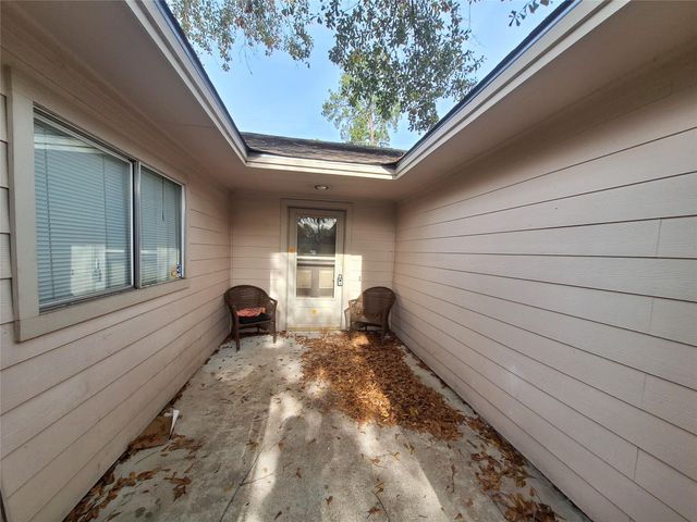 2531 Goldspring Lane, Spring, TX 77373