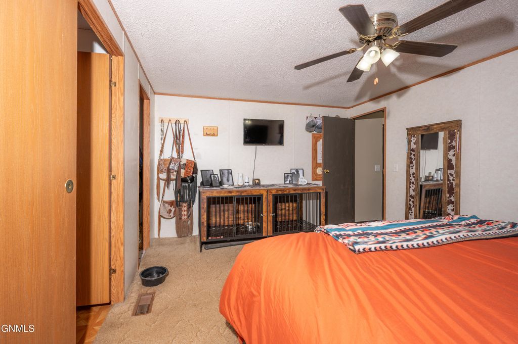 215 Dove Street, Lincoln, ND 58504 photo 22