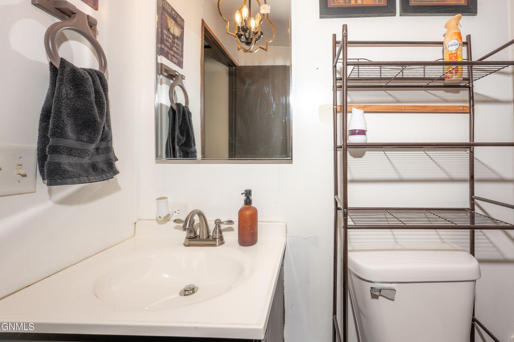 215 Dove Street, Lincoln, ND 58504 photo 30