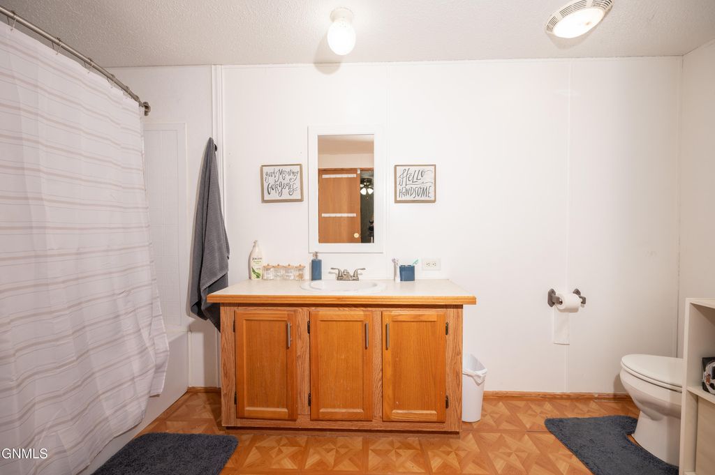 215 Dove Street, Lincoln, ND 58504 photo 35