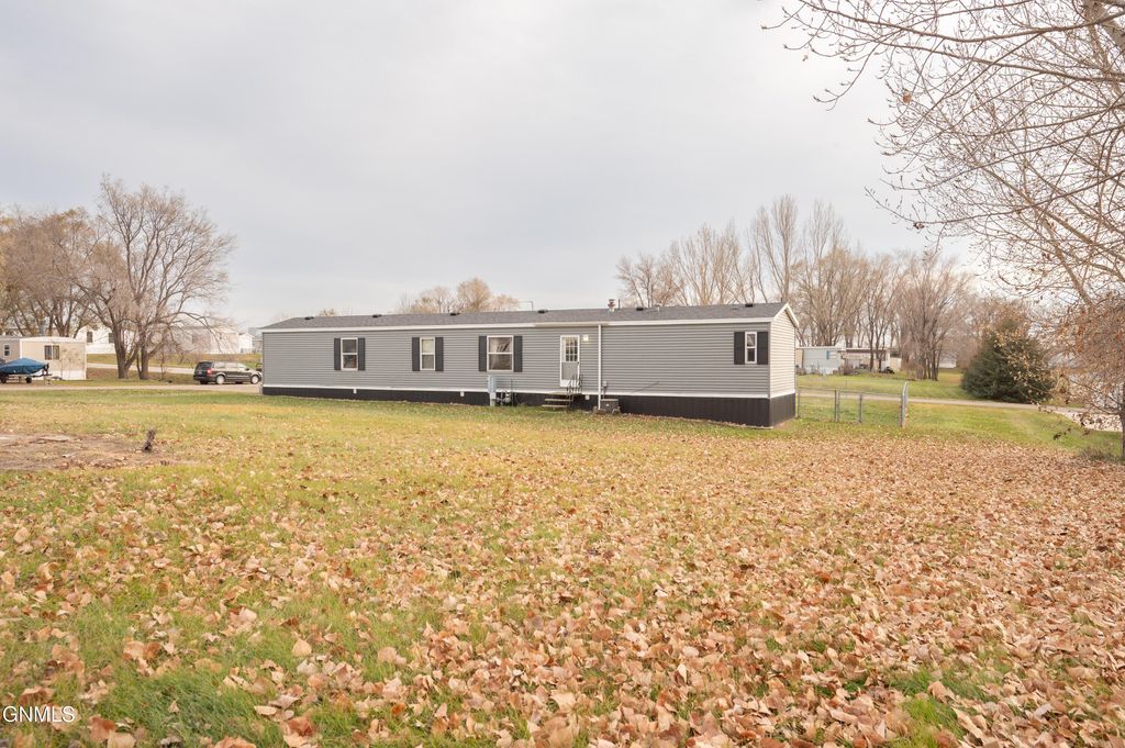 215 Dove Street, Lincoln, ND 58504 photo 8