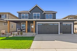 3346 N CLAREMONT DR, Post Falls, ID 83854