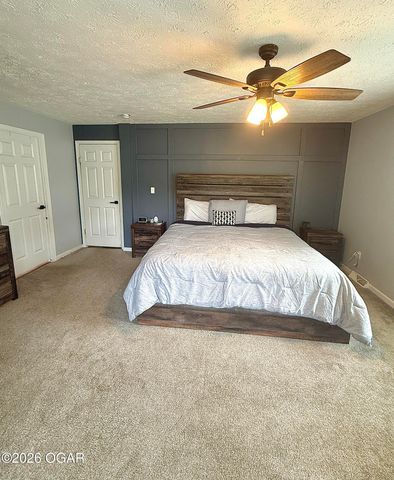 5125 Swartz Road, Kansas City, KS 66106