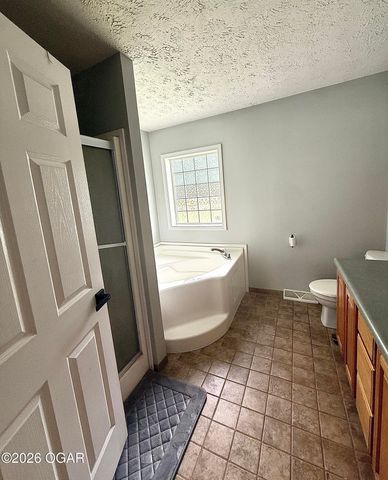 5125 Swartz Road, Kansas City, KS 66106