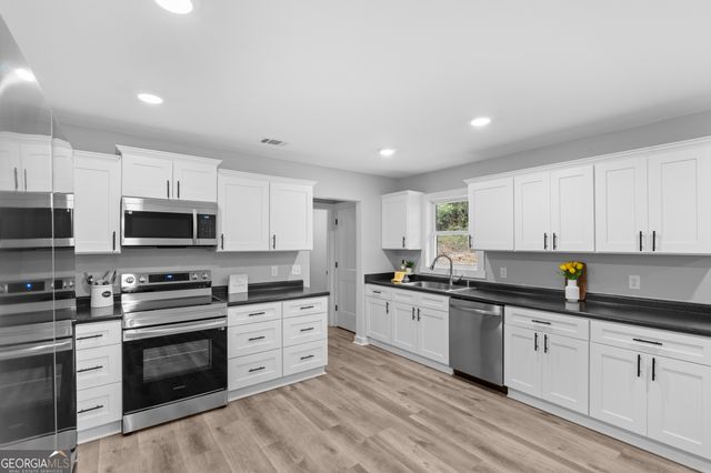 113 Nottingham Trail, Statesboro, GA 30458