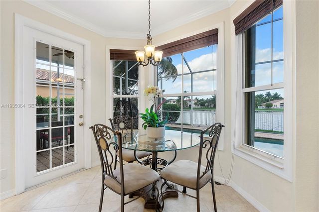 3482 Coco Lake Dr, Coconut Creek, FL 33073