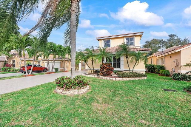 3482 Coco Lake Dr, Coconut Creek, FL 33073