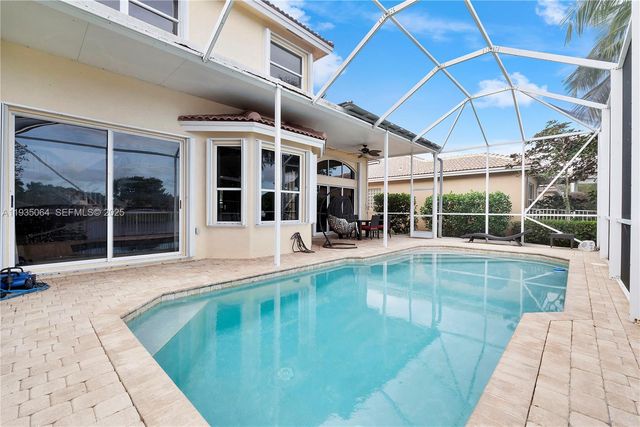 3482 Coco Lake Dr, Coconut Creek, FL 33073