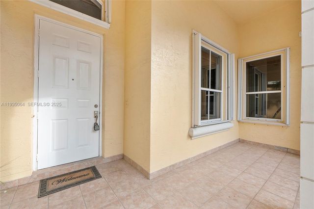 3482 Coco Lake Dr, Coconut Creek, FL 33073