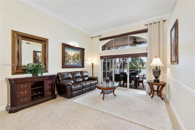 3482 Coco Lake Dr, Coconut Creek, FL 33073