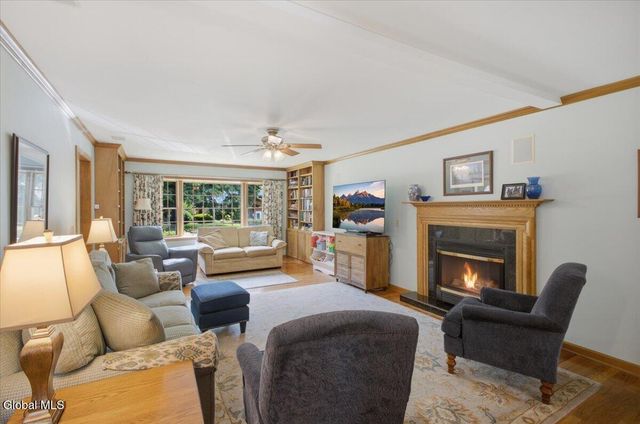 36 Clarendon Road, Albany, NY 12203
