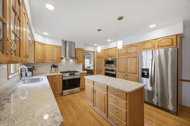 36 Clarendon Road, Albany, NY 12203