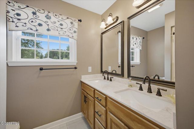 36 Clarendon Road, Albany, NY 12203