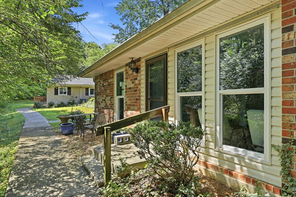 3833 S Quail Lane, Chattanooga, TN 37415