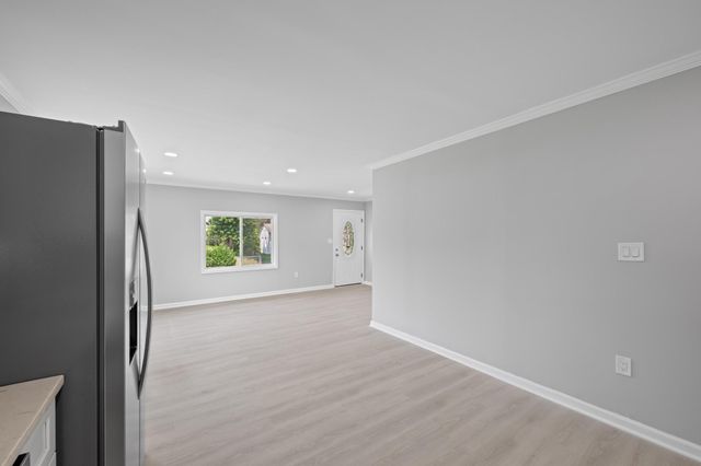 2502 NEWGLEN AVE, District Heights, MD 20747