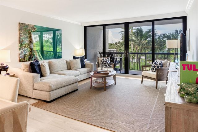 4748 S Ocean Boulevard 205, Highland Beach, FL 33487