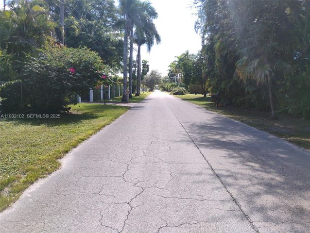 16021 SW 173rd Ave, Miami, FL 33187