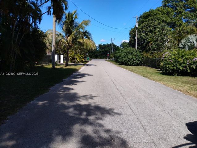 16021 SW 173rd Ave, Miami, FL 33187