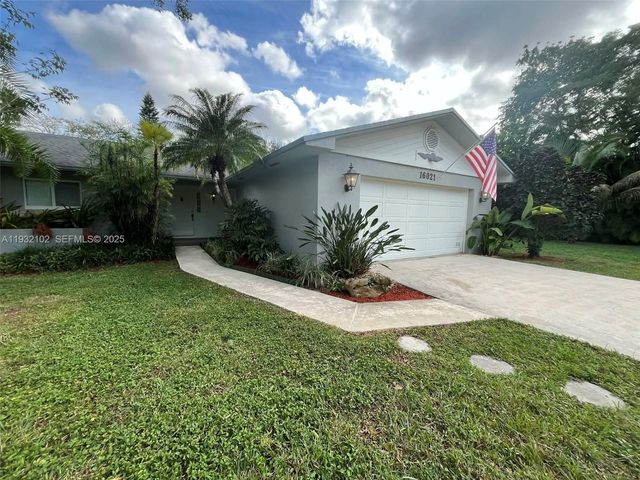 16021 SW 173rd Ave, Miami, FL 33187