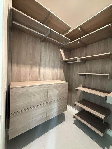 2516 NE 21st Street B, Fort Lauderdale, FL 33305