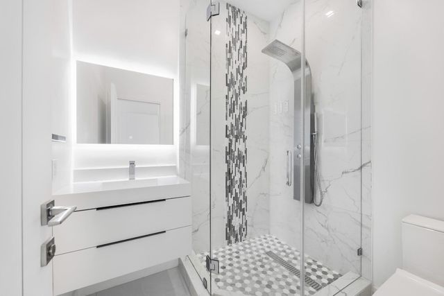 2516 NE 21st Street B, Fort Lauderdale, FL 33305