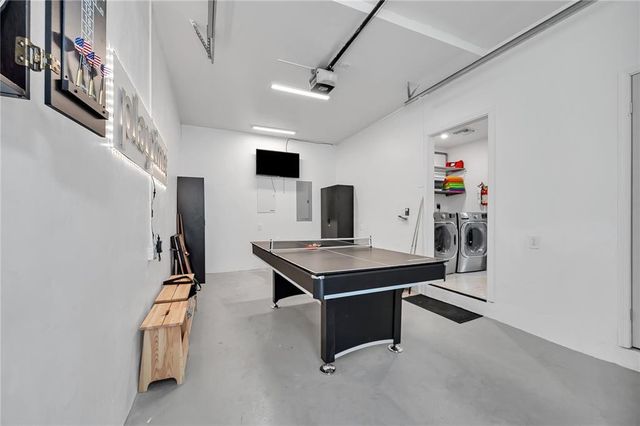 2516 NE 21st Street B, Fort Lauderdale, FL 33305