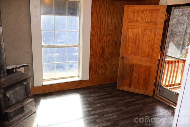 3476 Possum Trot Road, Burnsville, NC 28714