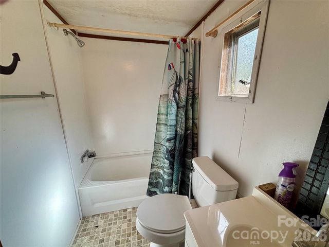 3476 Possum Trot Road, Burnsville, NC 28714