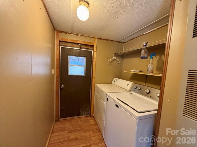 3476 Possum Trot Road, Burnsville, NC 28714