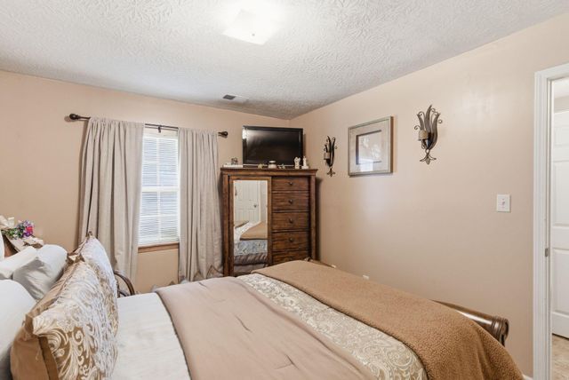 2550 Crusaders Way, Lexington, KY 40509