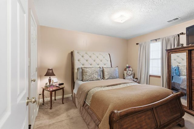 2550 Crusaders Way, Lexington, KY 40509