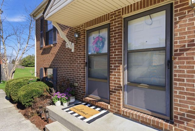 2550 Crusaders Way, Lexington, KY 40509