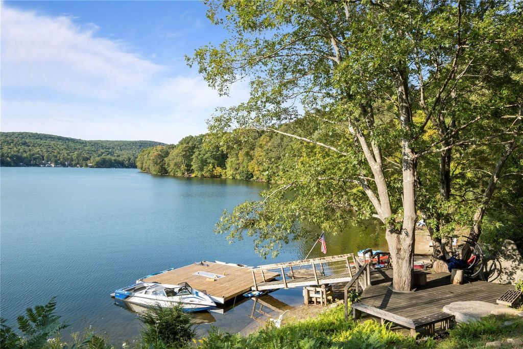 1018 Route 292, Holmes, NY 12531