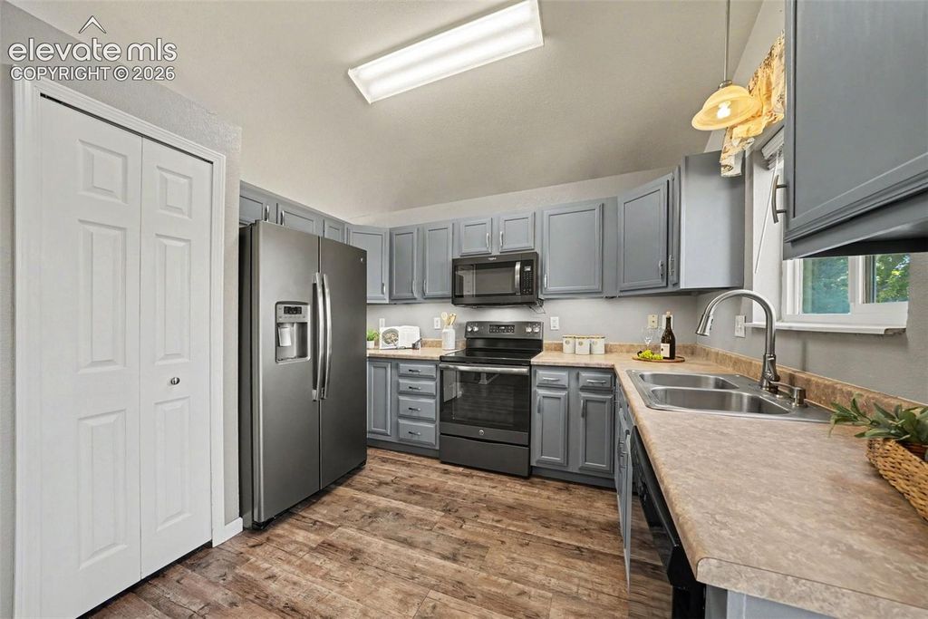 4496 Villager Drive, Colorado Springs, CO 80911 — photo 5