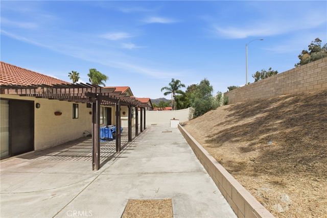 23886 Pine Field, Moreno Valley, CA 92557