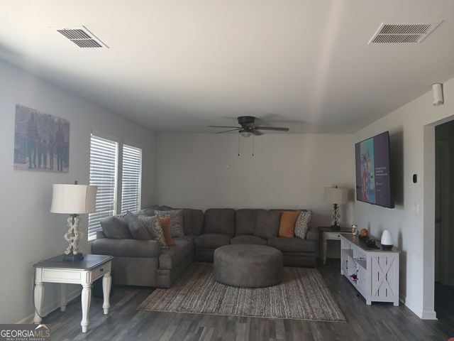 708 Coopers Lnd, Macon, GA 31216