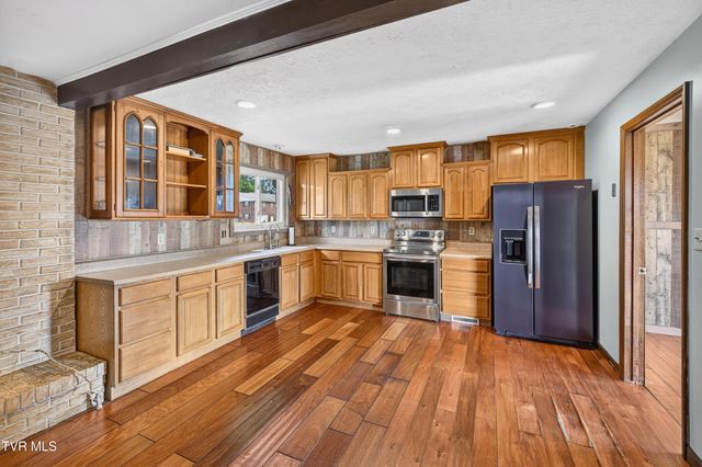 481 Ravenwood Drive, Morristown, TN 37814