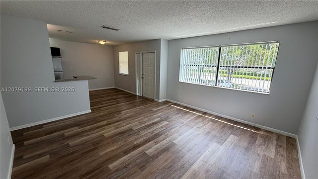 11641 Royal Palm Blvd 11641, Coral Springs, FL 33065