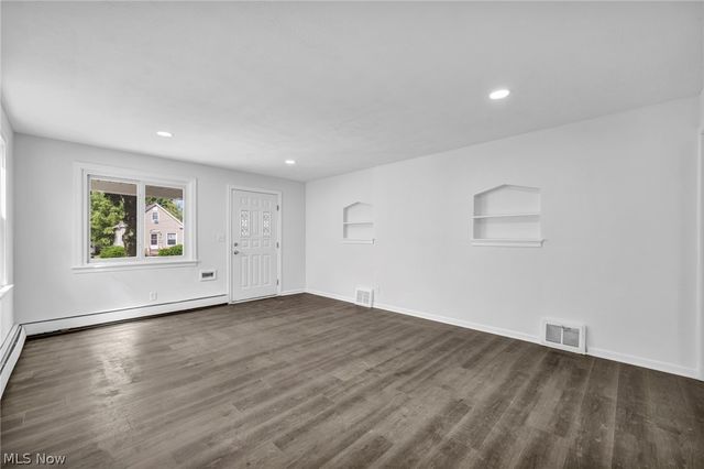 1361 Leavitt Road, Lorain, OH 44052