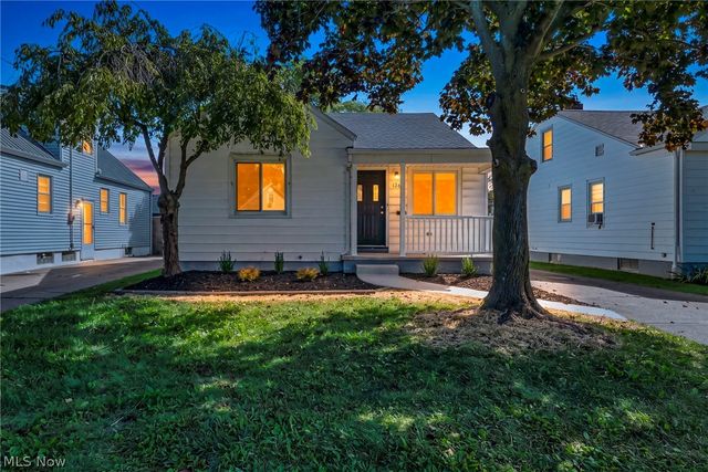 1361 Leavitt Road, Lorain, OH 44052