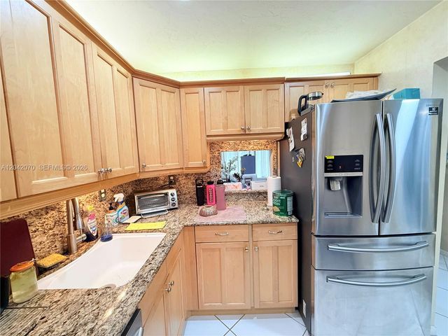 8931 N New River Canal Rd 2B, Plantation, FL 33324