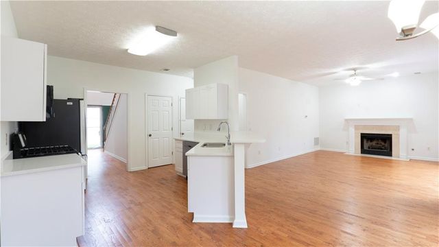 1607 Tunbridge Lane, Lawrenceville, GA 30043