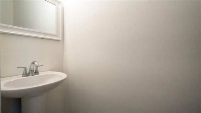 1607 Tunbridge Lane, Lawrenceville, GA 30043