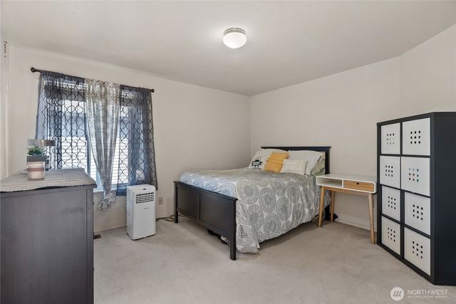 32638 20th Ave SW, Federal Way, WA 98023